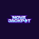 Logo kasína Nova Jackpot: fialovo-biely nápis na tmavofialovom pozadí
